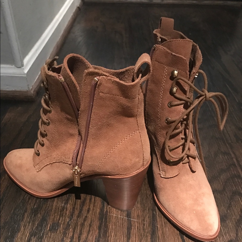 Bcbg almost new. Worn only once briefly.